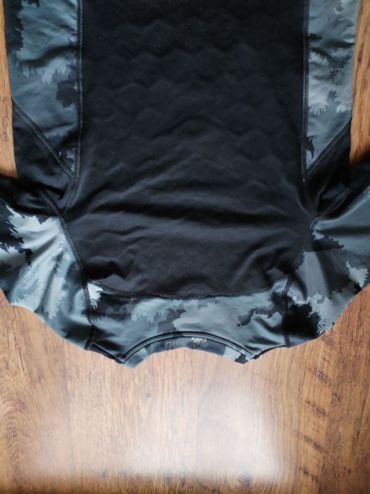 Nike Hyperwarm - юношеска блуза 158-170см.