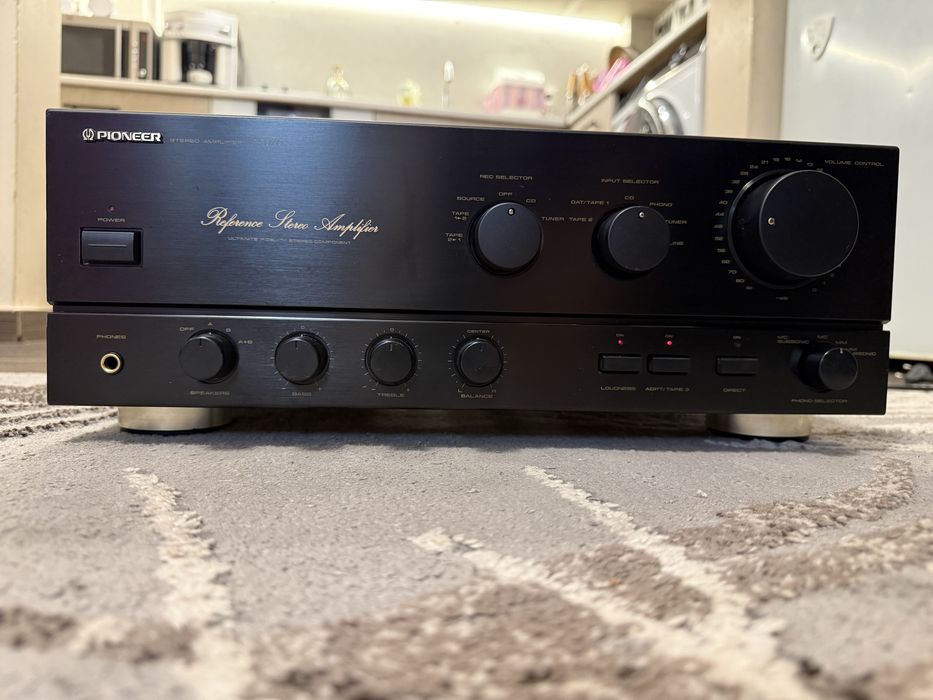 Pioneer A-676 Стерео усилвател