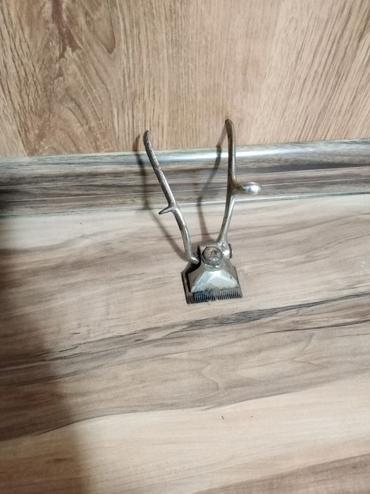 Стара машинка за подстригване