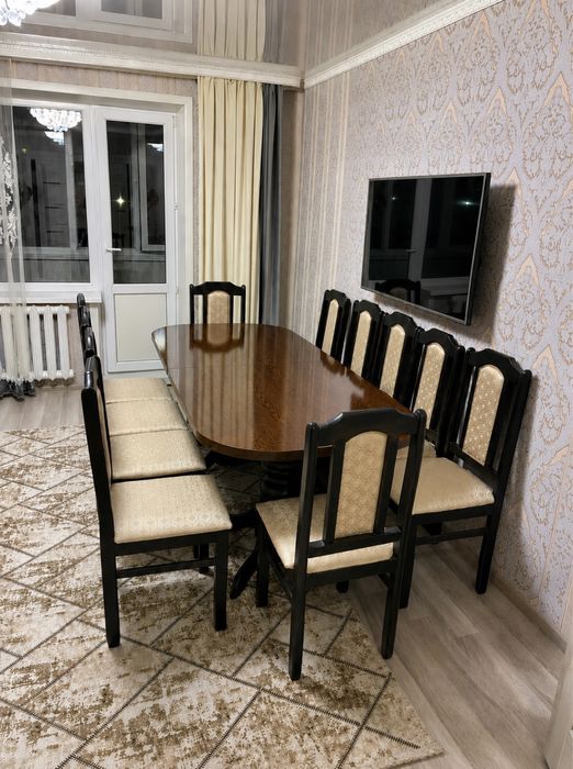 продам стол и стулья