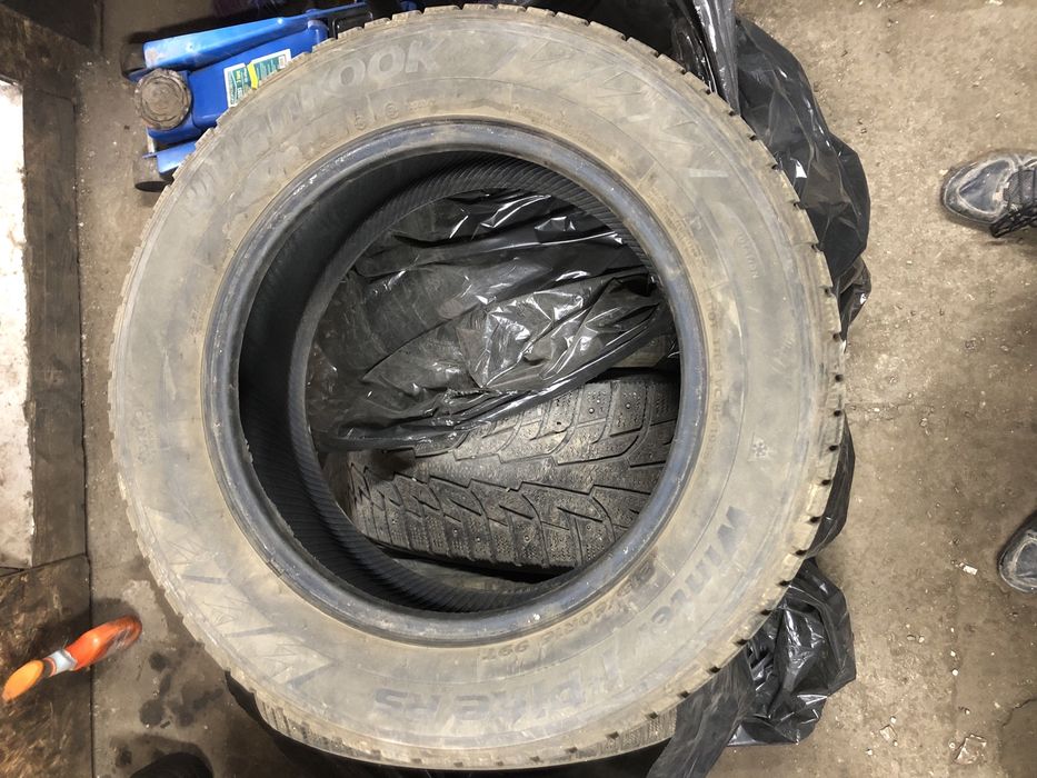 Продам резину Hankook 215/60 R16