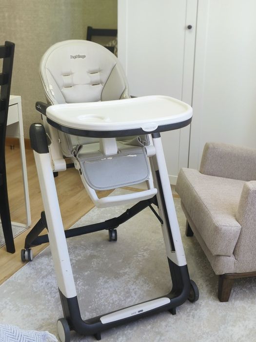 Продам стул для кормления 10000 т