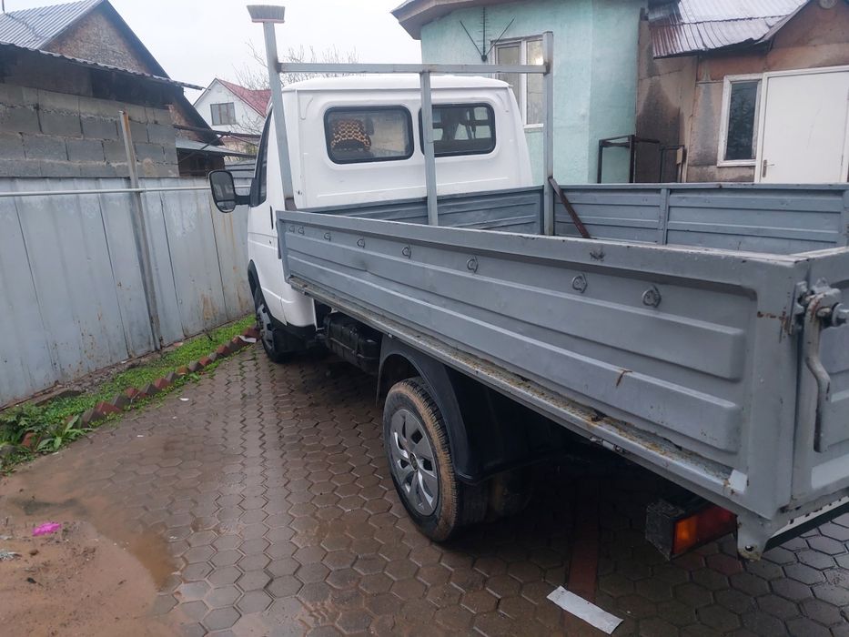 Продам Газель бортовой в отличном состояние