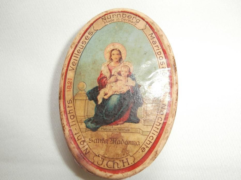 ретро картонени кутии