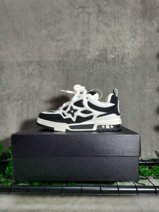 Louis Vuitton marimea 42