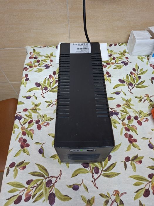 UPS Mustek 2000VA(1200W) 4 prize Schuko