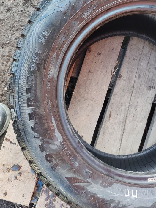 Продам шины зимние