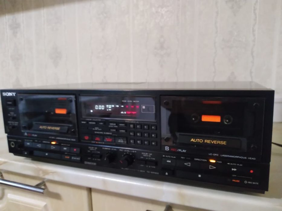 Продам кассетную деку   SONY TC-WR950