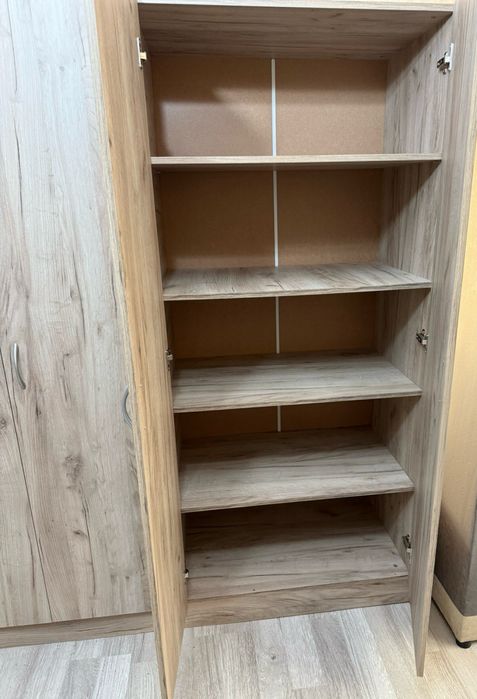 Секция и гардероб