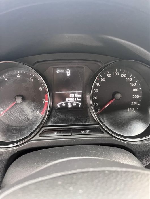 Volkswagen Polo 2015