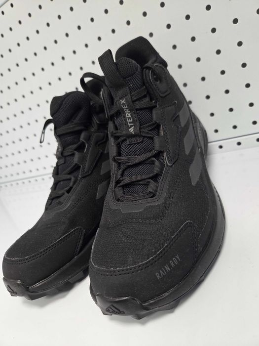 Оригинални мъжки обувки- Adidas Terrex Anyland