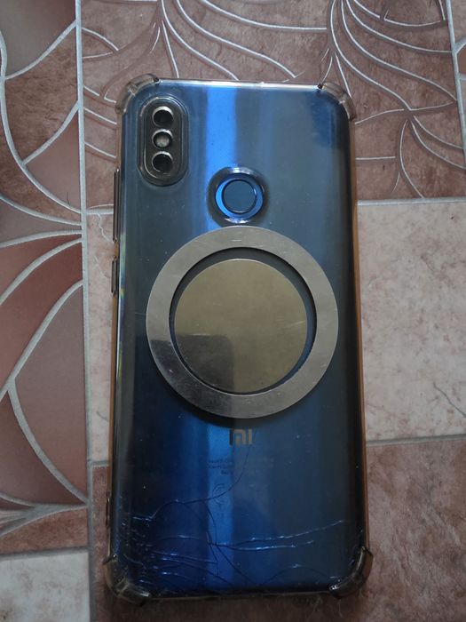 Xiaomi mi 8 6/64 gb