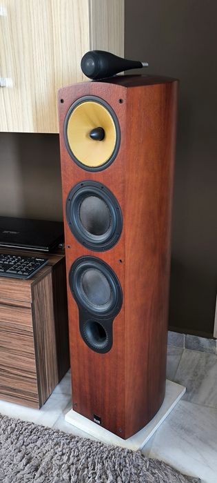 Bowers & Wilkins 804 S