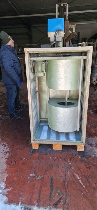 Generator aer cald pe ulei uzat ars soba ulei