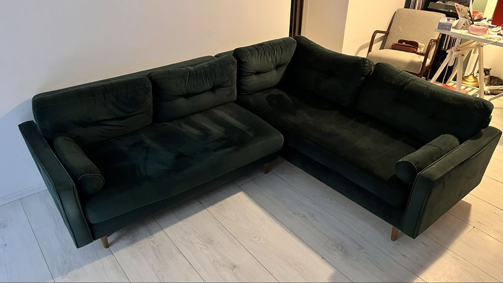 Canapea coltar extensibila din material catifea verde inchis