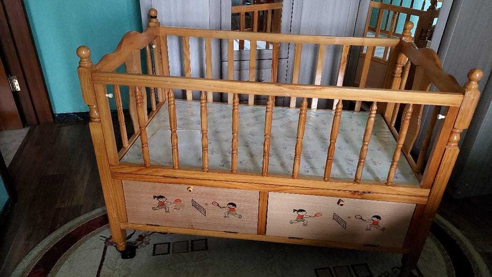 Продаем детский манеж