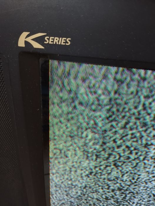 Телевизор JVC с большим экраном