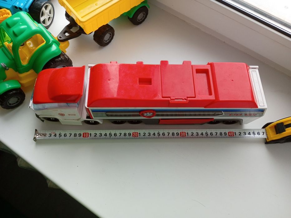 Продам игрушки для мальчиков