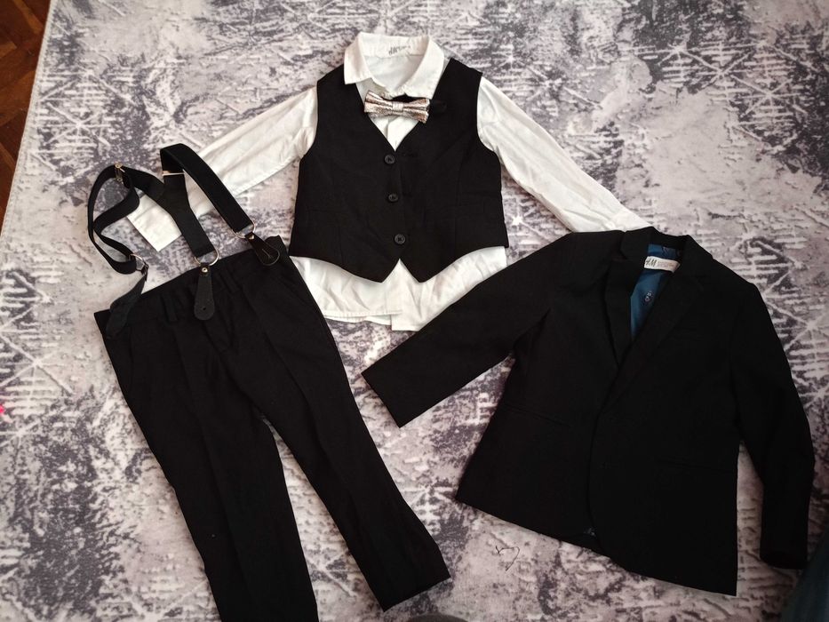 Цялостен детски костюм 92-98 размер H&M