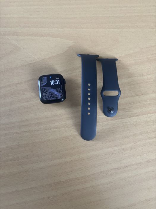 Apple watch se.