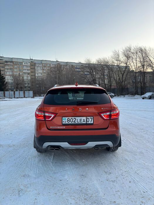 Продам Ладу Весту СВ КРОСС