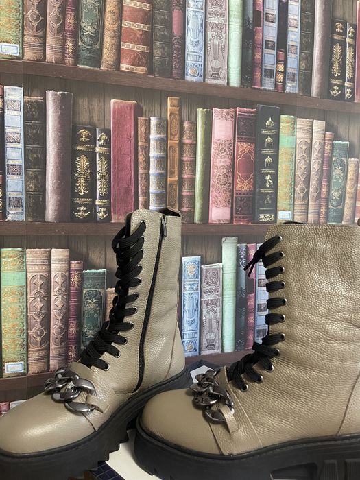 Bocanci de dama, noi, magazin Luca Di Gioia