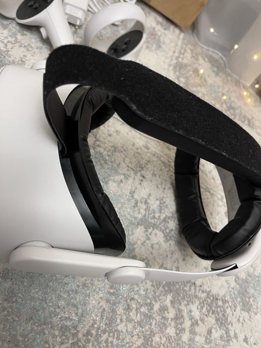 Oculus Meta Quest 2 128GB Impecabil + Accesorii Premium