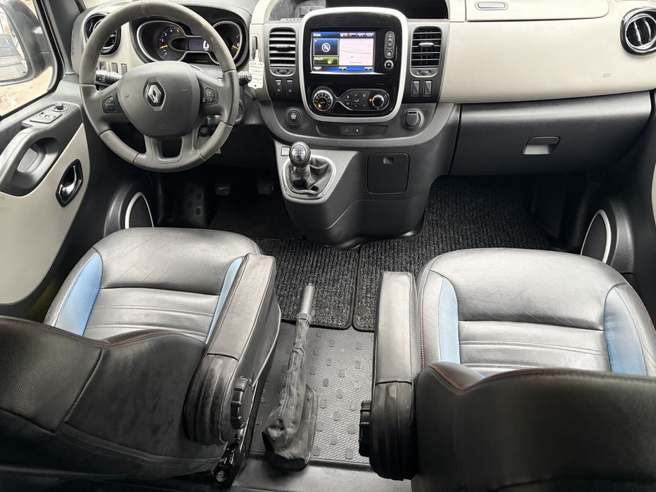 RENAULT Trafic 2016 — imagine 2