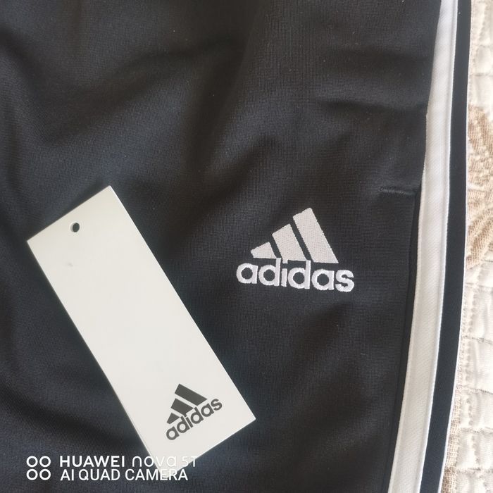 Оригинално Долнище Adidas