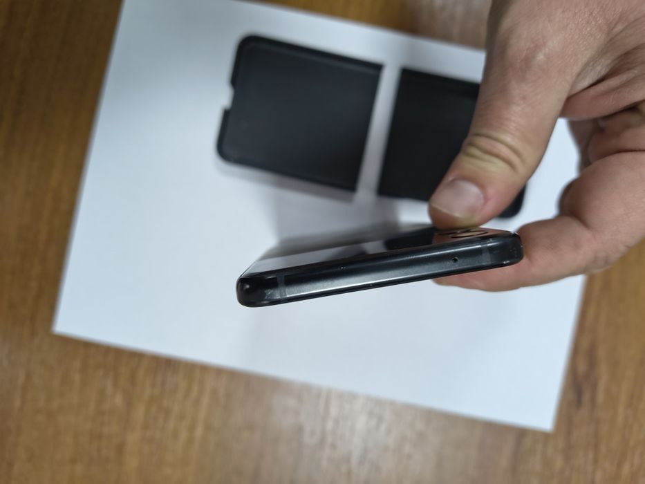 Samsung Galaxy Z Flip3, 8GB RAM, 256GB, 5G, BLACK