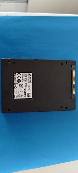 Продам ssd disk на 240 gb