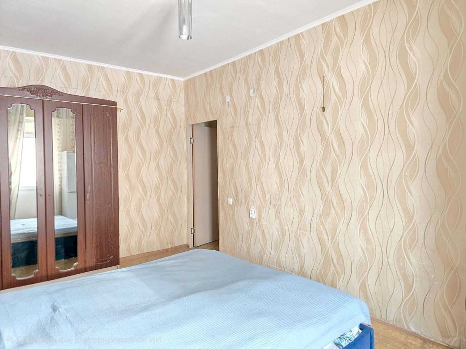 Продаётся 2-комнатная квартира.