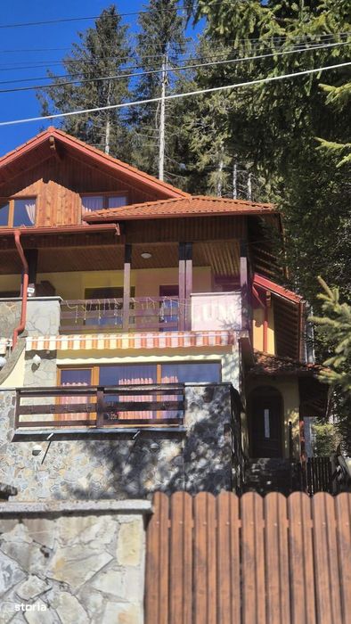 Vila duplex de vanzare cu 4 camere in Azuga