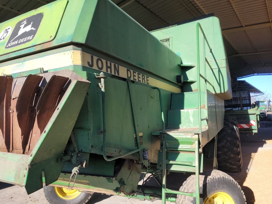 Combina John Deere 1075