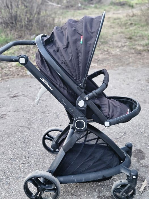 Продам коляску 3 в 1