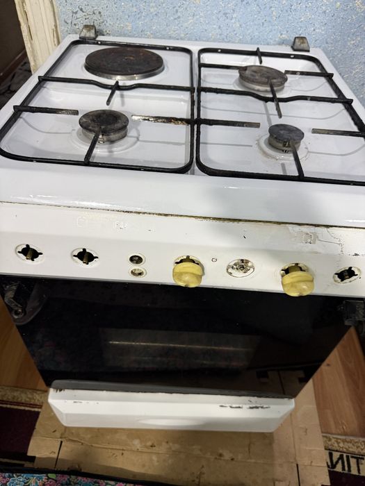 Gaz plita, ishlashi juda zor