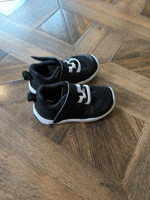 Дишашти маратонки за момче Декатлон 13,5 см