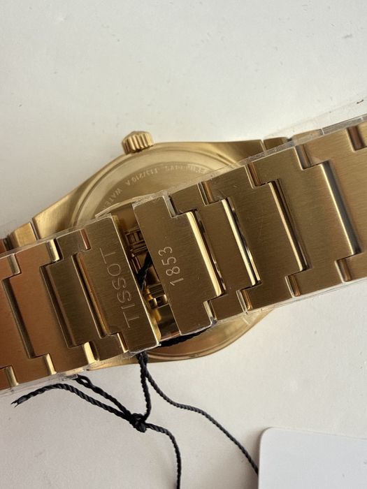 Tissot PRX Quartz modelul de 35mm