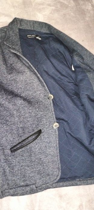 Sacou gri pentru toamna