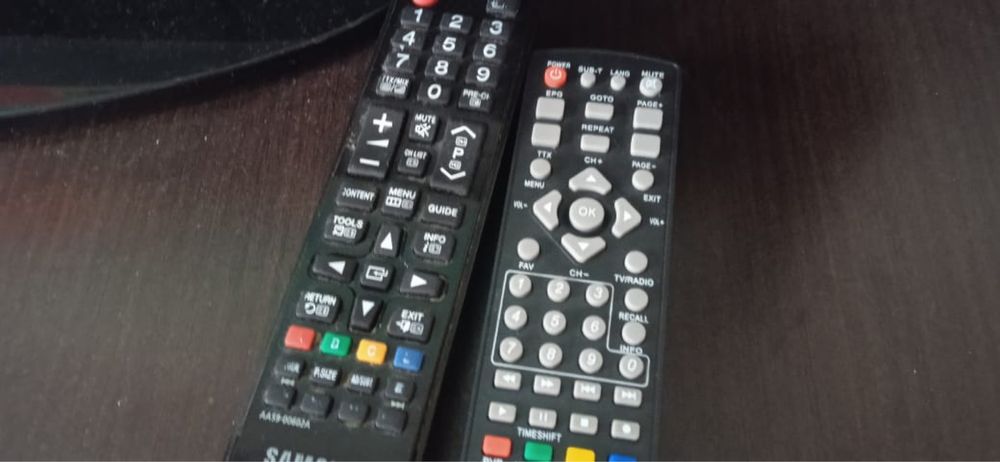 Продам телевизор не смарт