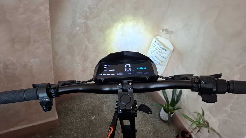 Електрическа тротинетка Kukirin G4 2024