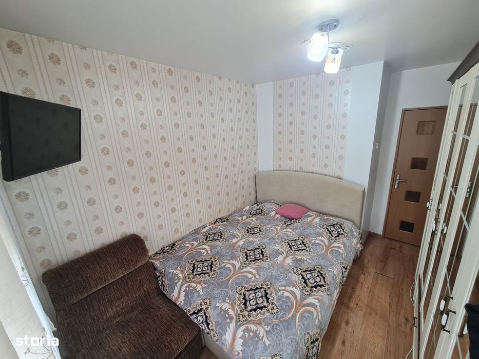 Vand apartament 5 camere Micalaca Str Abrud,2b.Decomandat,Spatios100mp