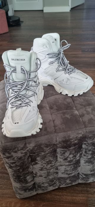 Balenciaga Track