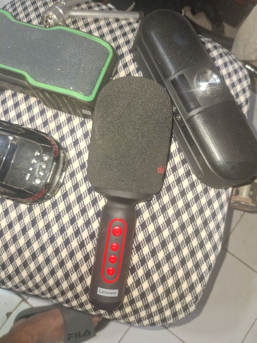 Boxe cu Bluetooth