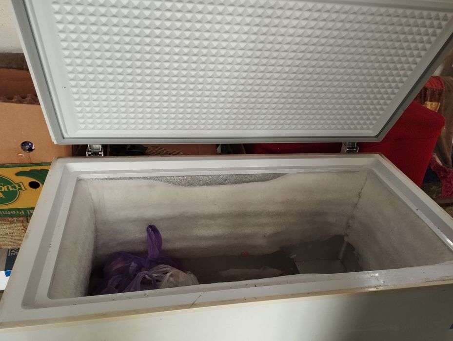 Морозильник в хорошем состоянии