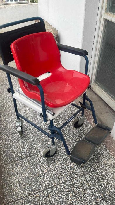 Стол за къпане за възрастни хора