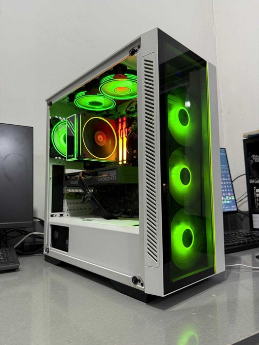 O'yinlar uchun Kuchli DDR5 Kompyuter