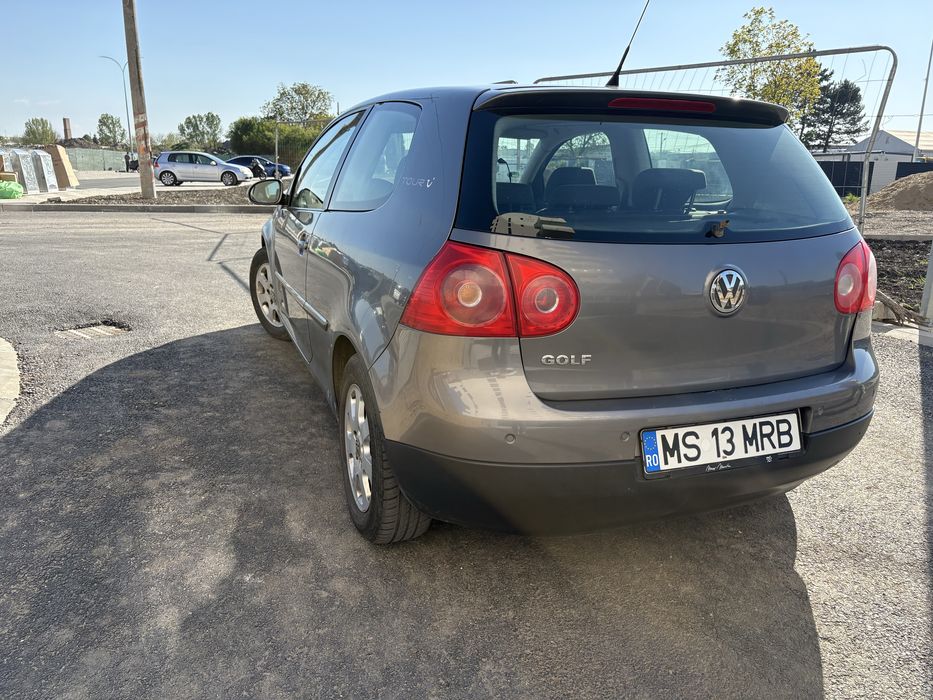 Vand Golf 5 1.4 Benzina + GPL