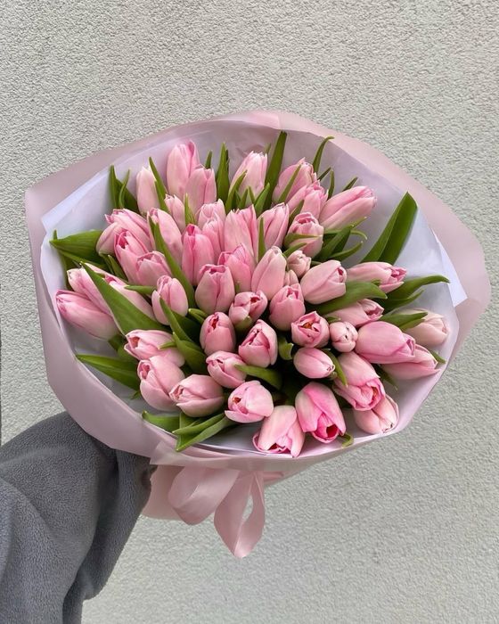 Букет тюльпана на 8 Марта