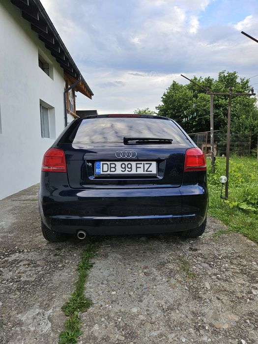 AUDI A3 Sportback 2010 — imagine 2